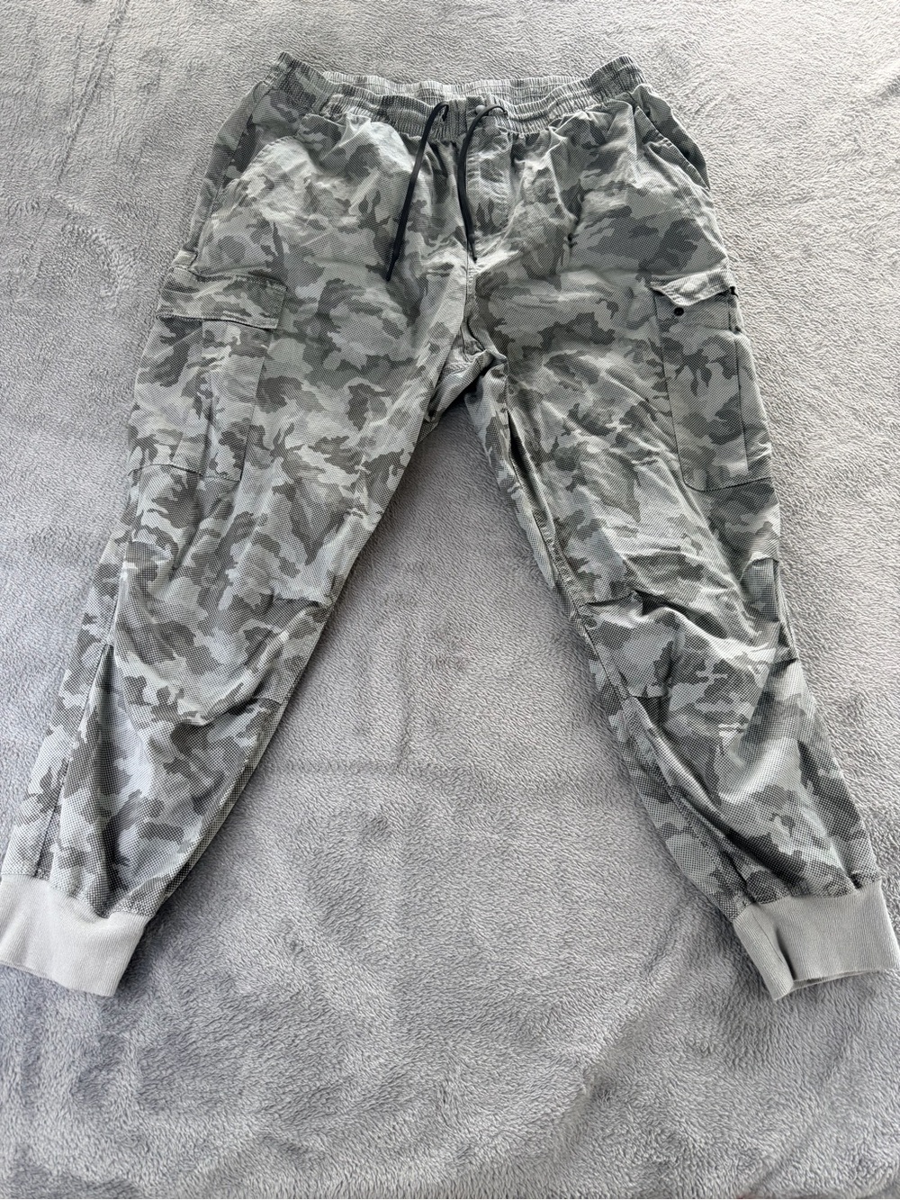 Century XL Gray Camo Cargo Jogger Pants Mens Elastic Waist Drawstring Utility